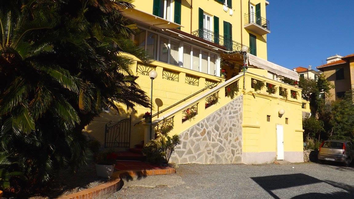 Hotel Azzurro Varazze Exterior foto